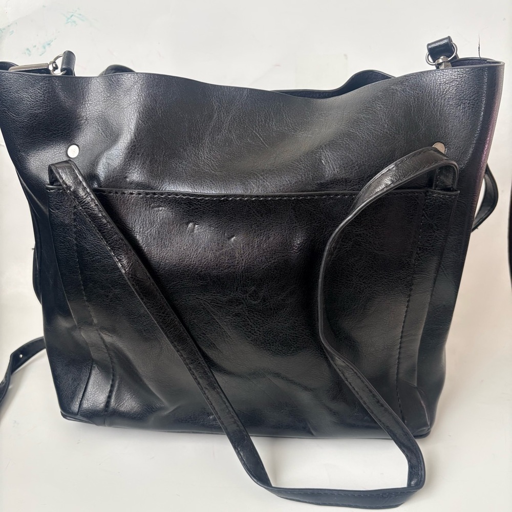 Classic Black Faux Leather Tote Bag - Sleek Everyday Shoulder Bag